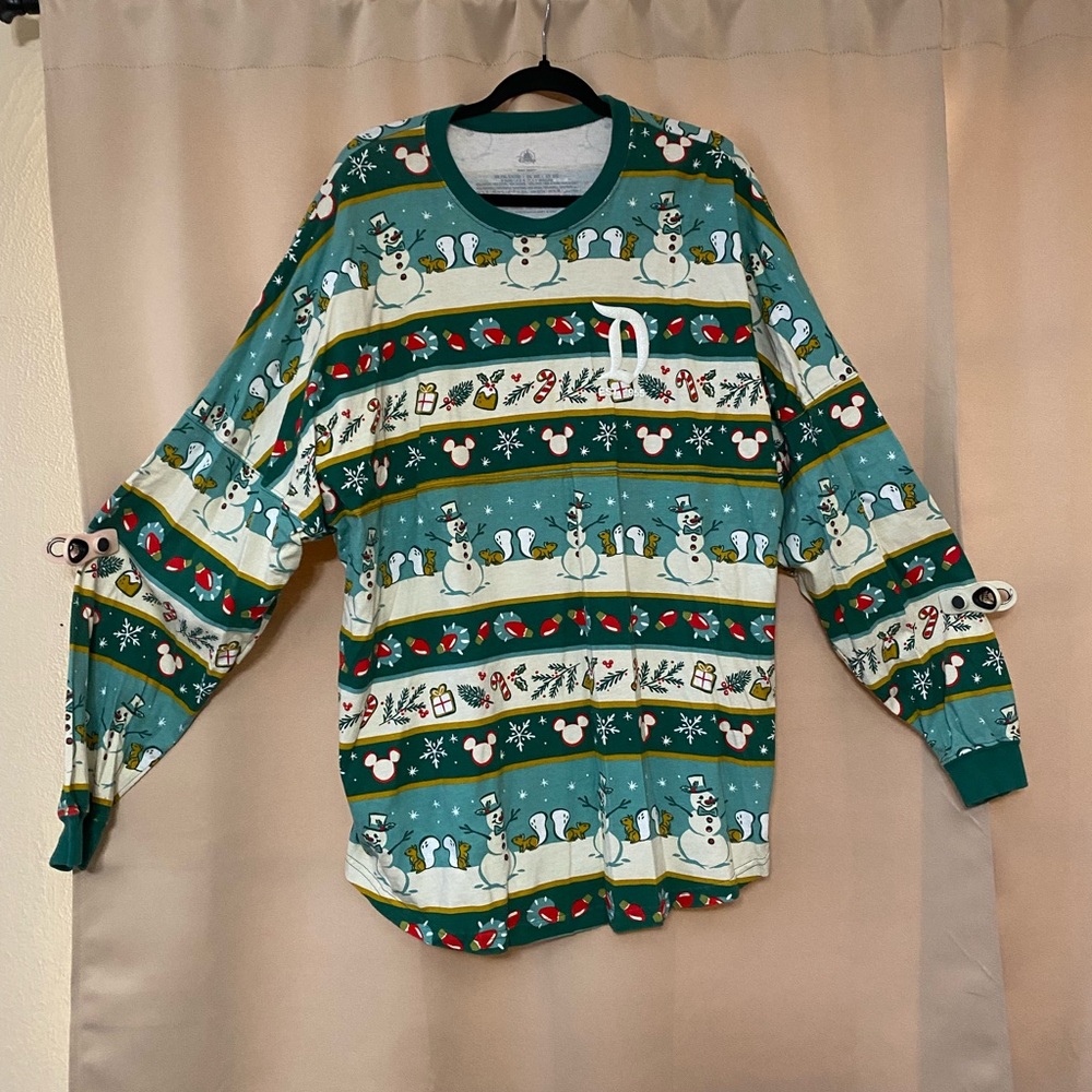 Christmas Disneyland spirit jersey! Xxl
